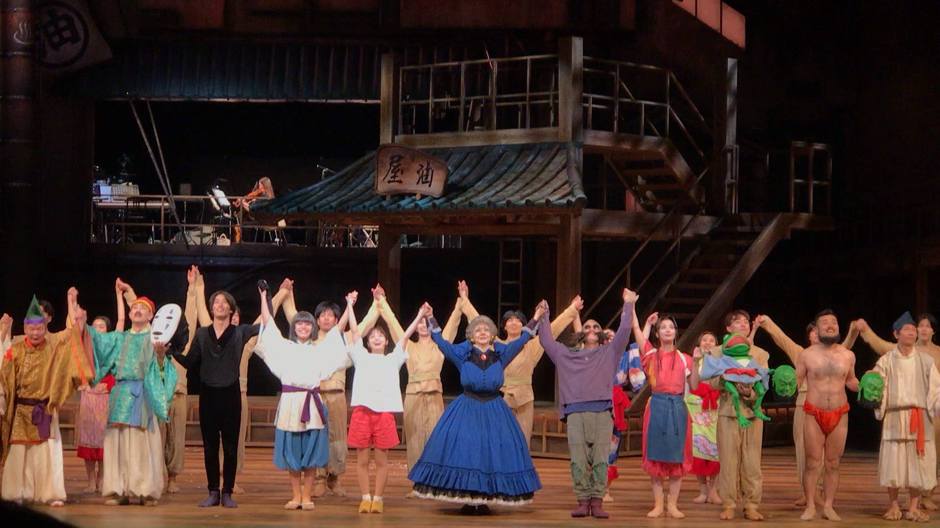 赤色舞台剧《曙光初照》掀起兴安盟国防教育热潮