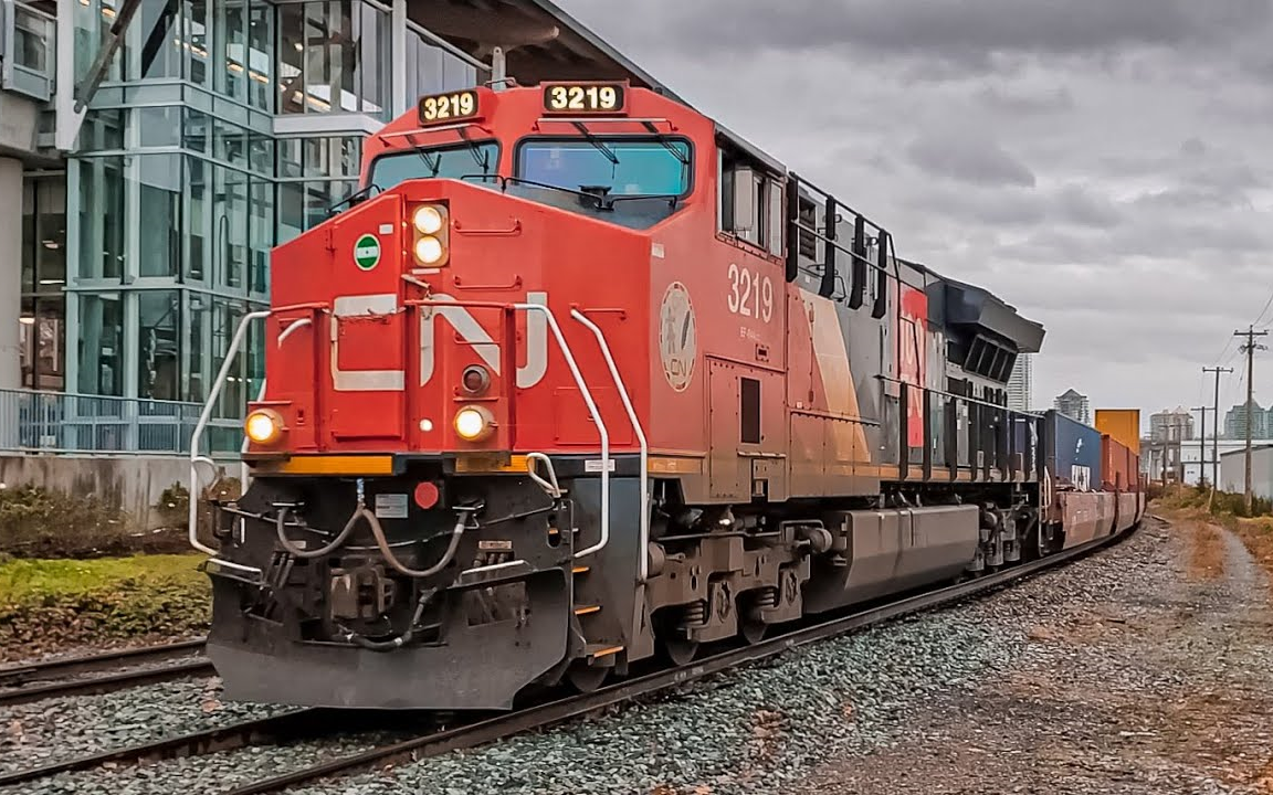 近距离铁路双层货运列车_cn 100_ _ up close cn