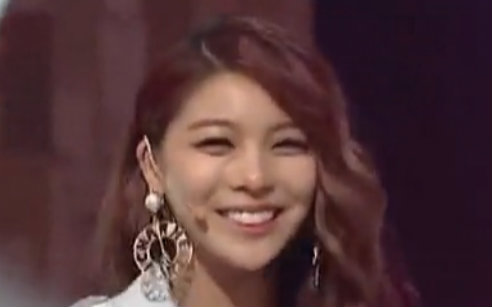 [图]Ailee- gag tonight 130804