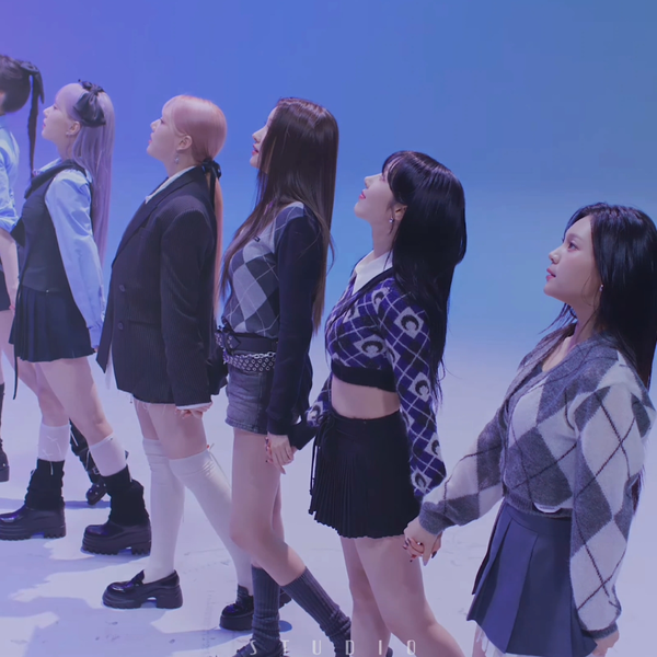 GFRIEND Ktown4u Coex Studio Choom シンビ UNFILTERED CAM] GFRIEND SIN B(신비) 'Tap In' 4K | Artist Of