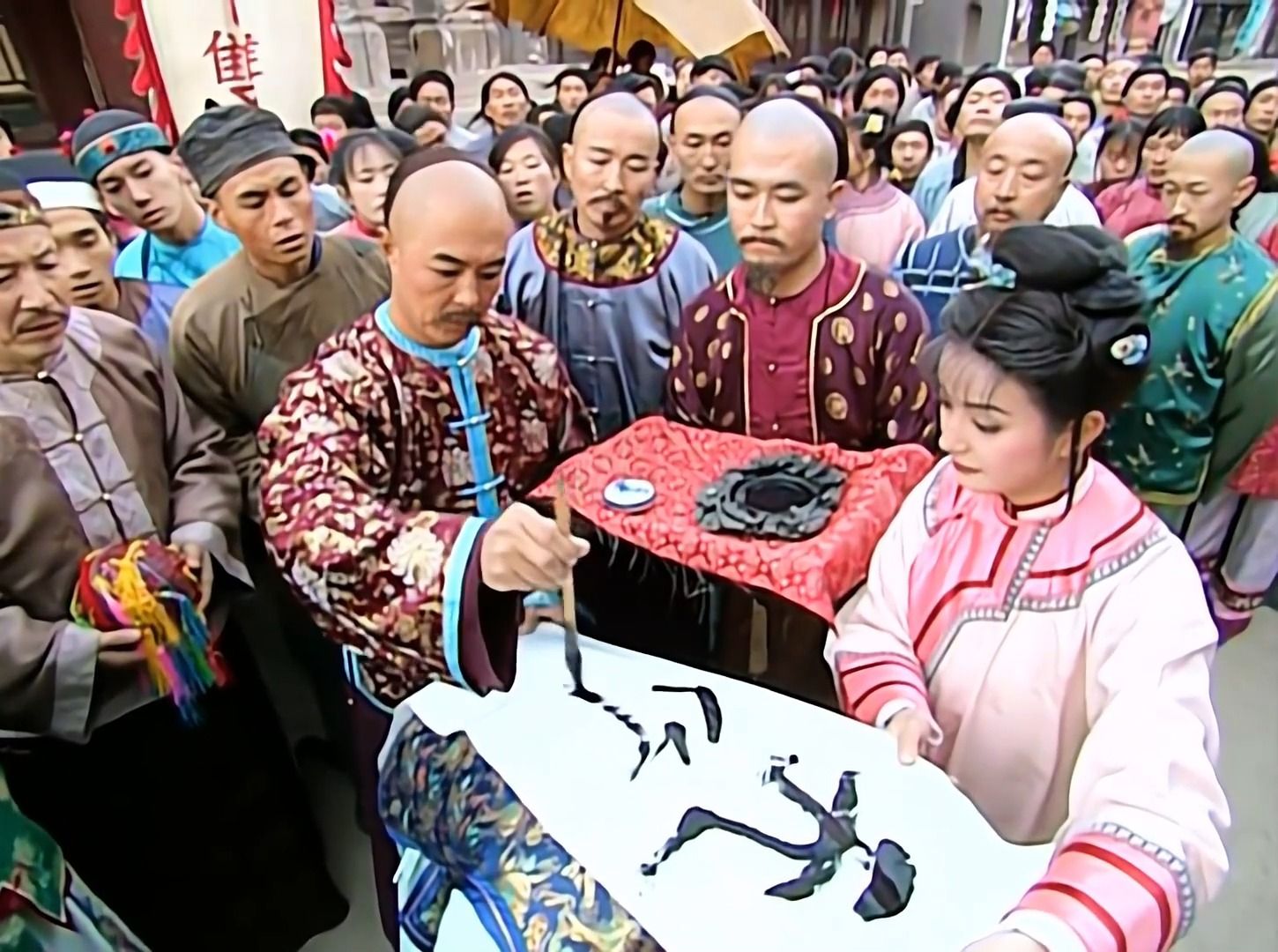 老爷为抛绣球的婚礼主角送上大礼-还珠格格第一部17-1