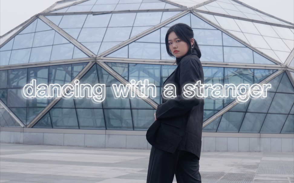 [图]【时团dancing with a stranger】Honey, please dance with me.［亲爱的，请与我共舞一曲］