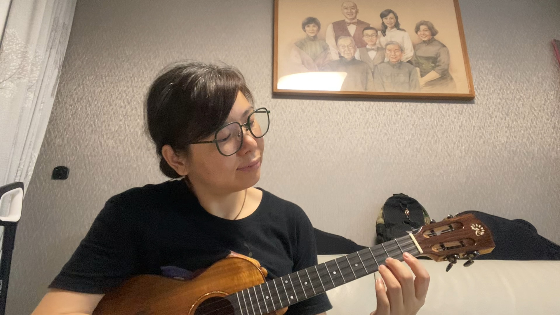 尤克里里弹唱 她说(含前奏和尾奏)