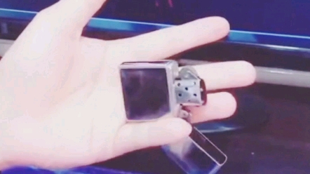 看大神玩火机#zippo #Zippo打火机#zippo玩法教学哔哩哔哩bilibili