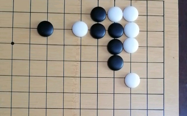 围棋基础入门49——星位一间低夹定式