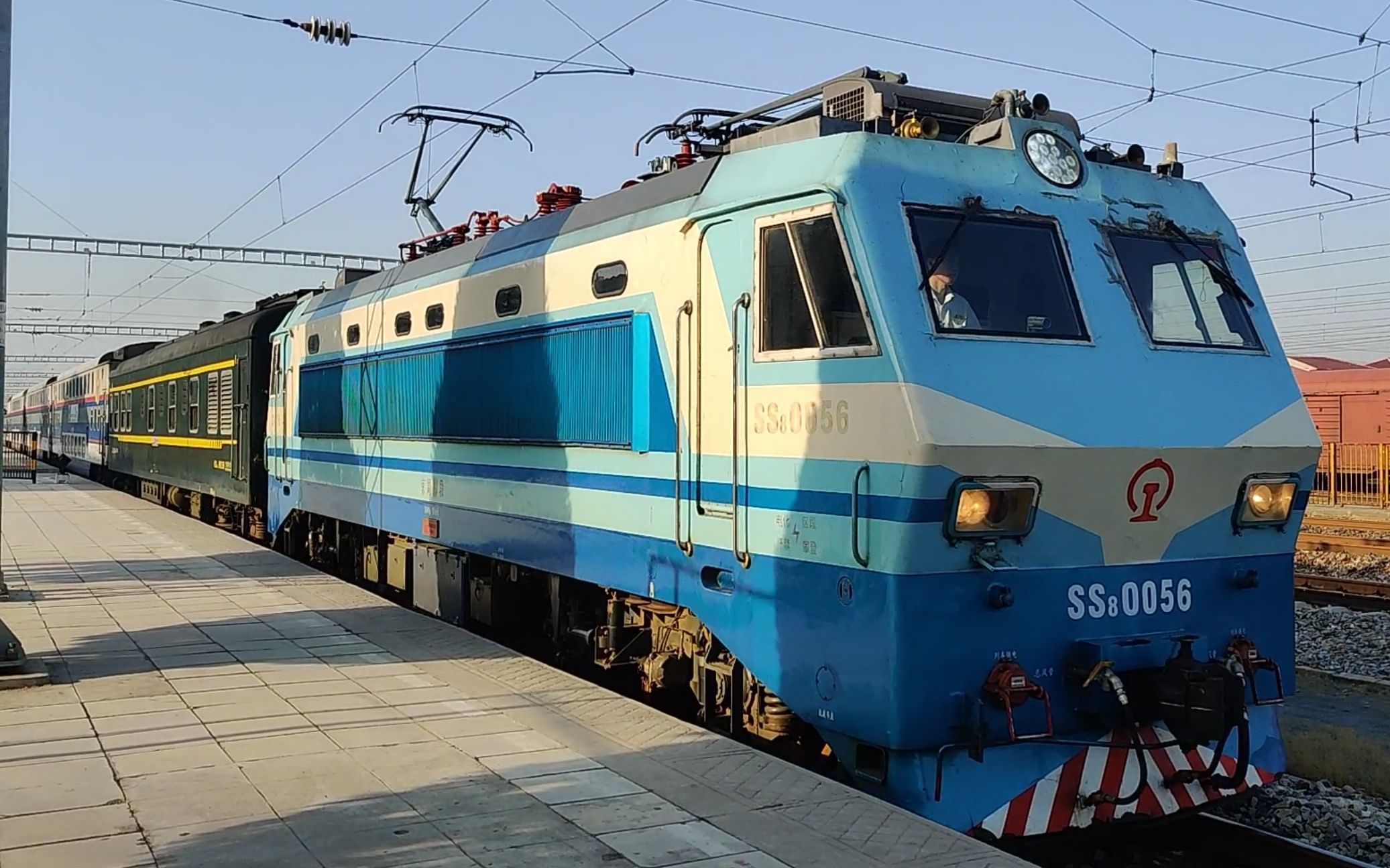 铁路随拍y512抵达沙河市站本务京局邯段ss80119