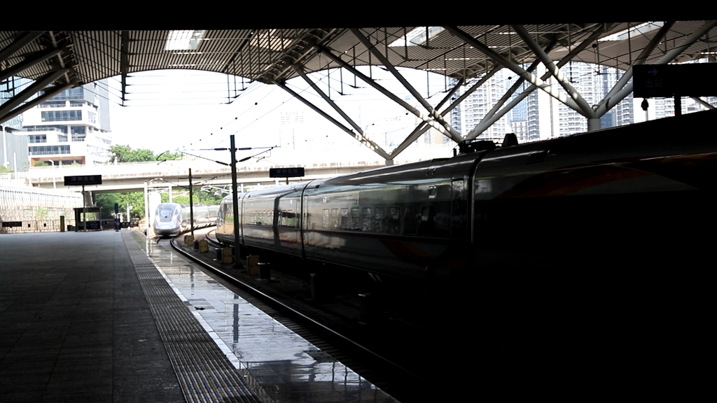 cr400af担当g968次列车深圳北站进站