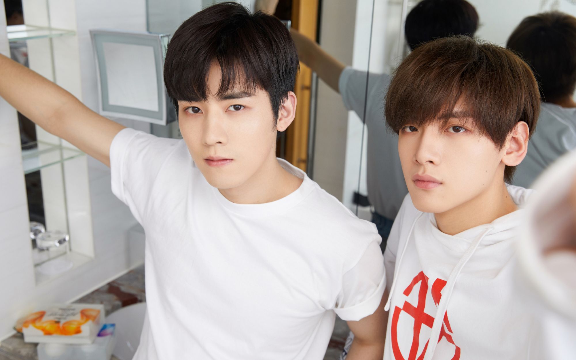 【一间豪翟|任豪x翟潇闻】电灯胆