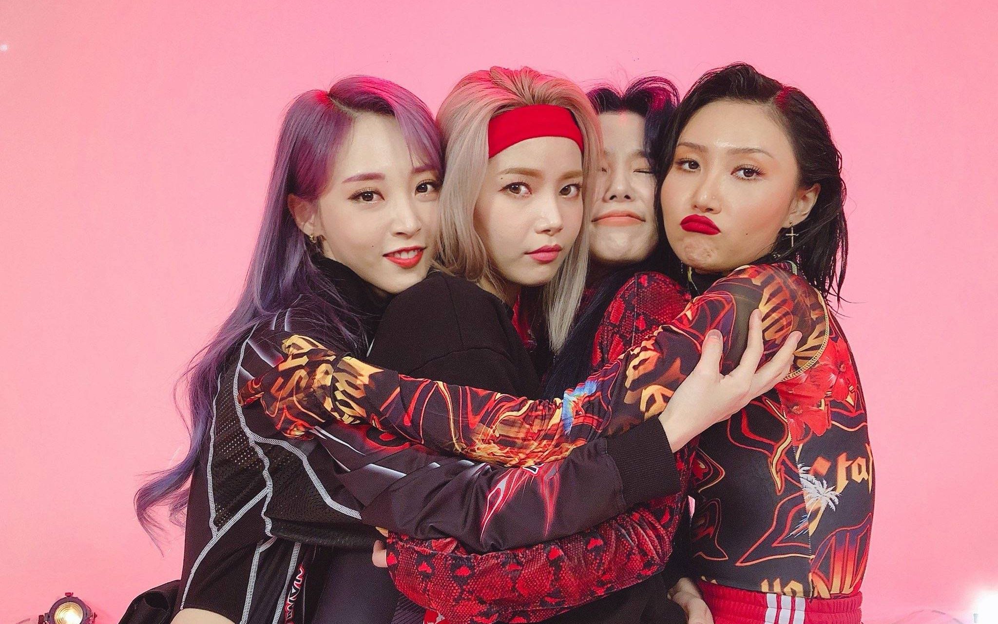 【mamamoo】 【一键换装】hip打歌舞台混剪_哔哩哔哩 (゜-゜)つロ