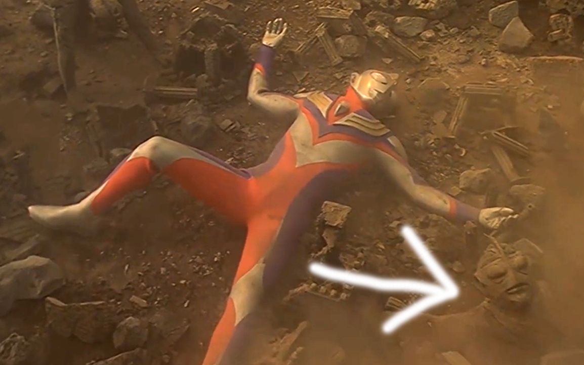 巨人石像为什么要给迪迦奥特曼光的能量卡蜜拉成了冤大头了