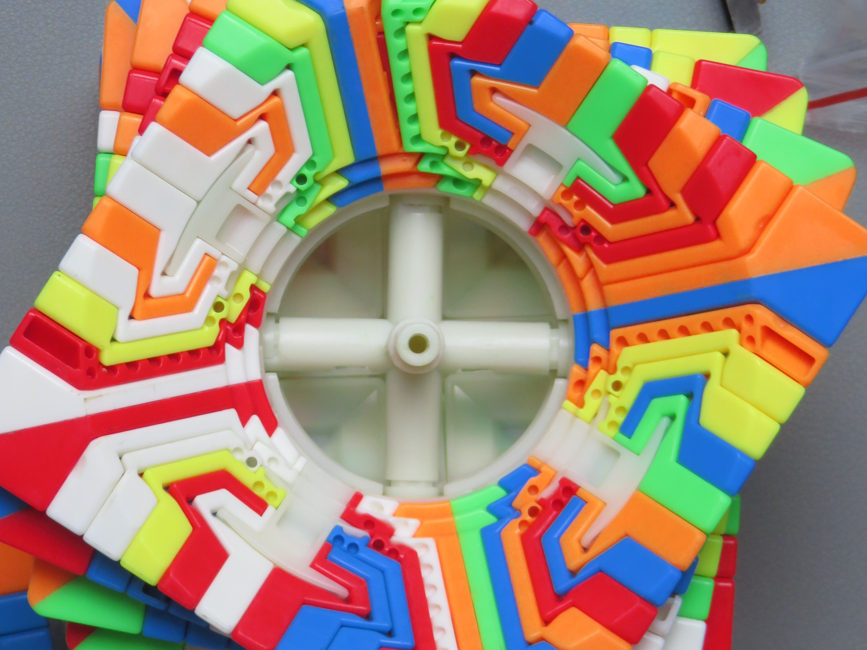 徒手01组装12阶魔方