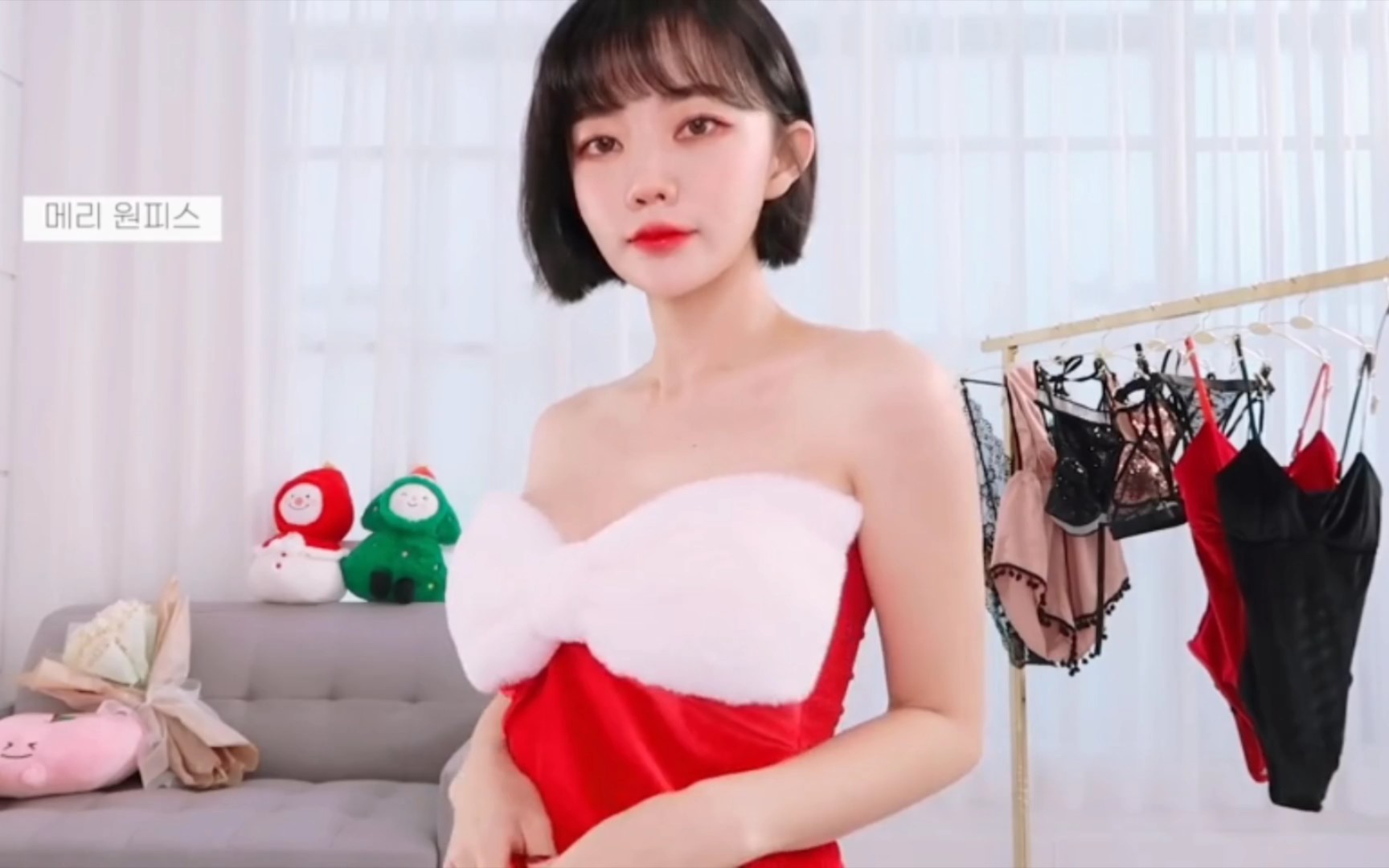 活动作品小姐姐穿搭内衣秀