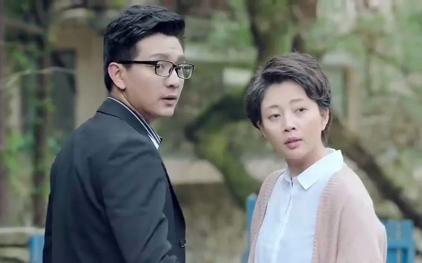 鸡毛飞上天:胖婶有俩儿子,看不起玉珠的儿子,不料他是开豪车的