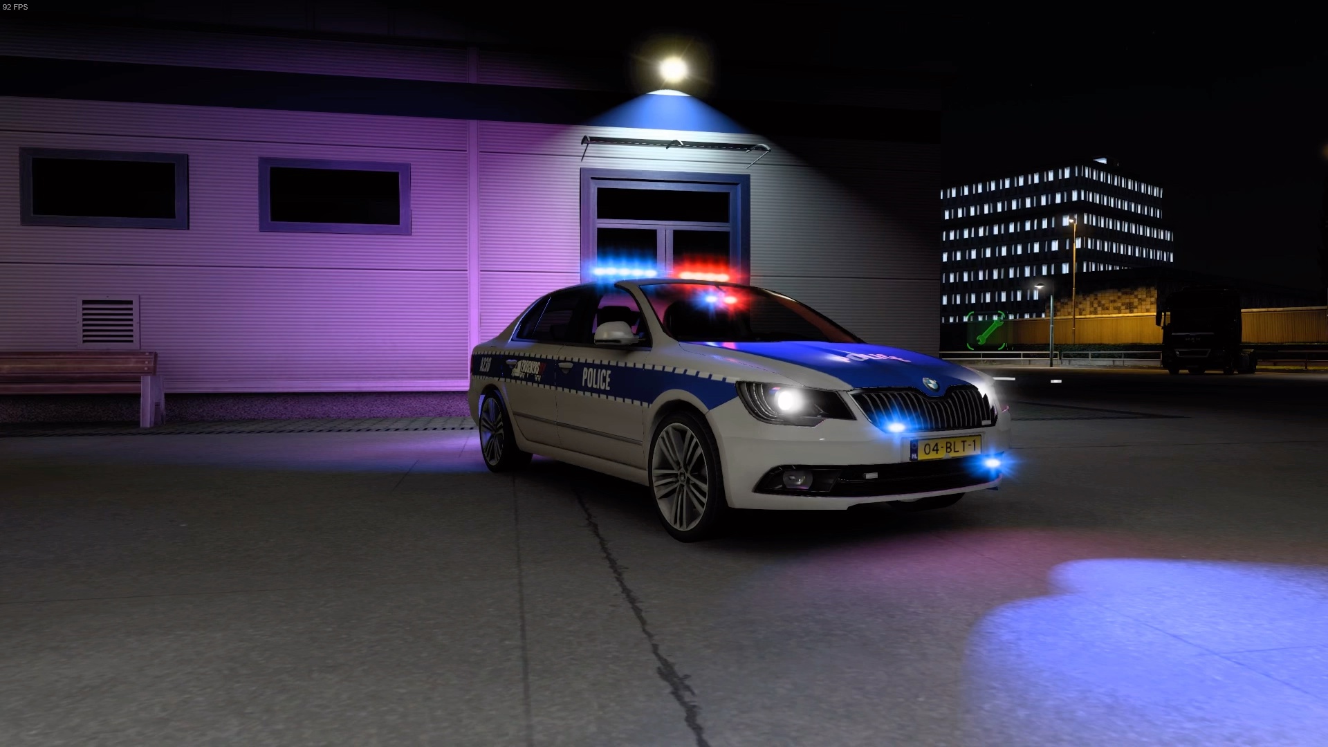 欧卡2: 斯科达线上警车home皮肤 精品内饰 警灯爆闪(支持线上,如果线