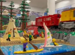 Descargar video: LGMS LEGO Train Layout at BrickBash 2024