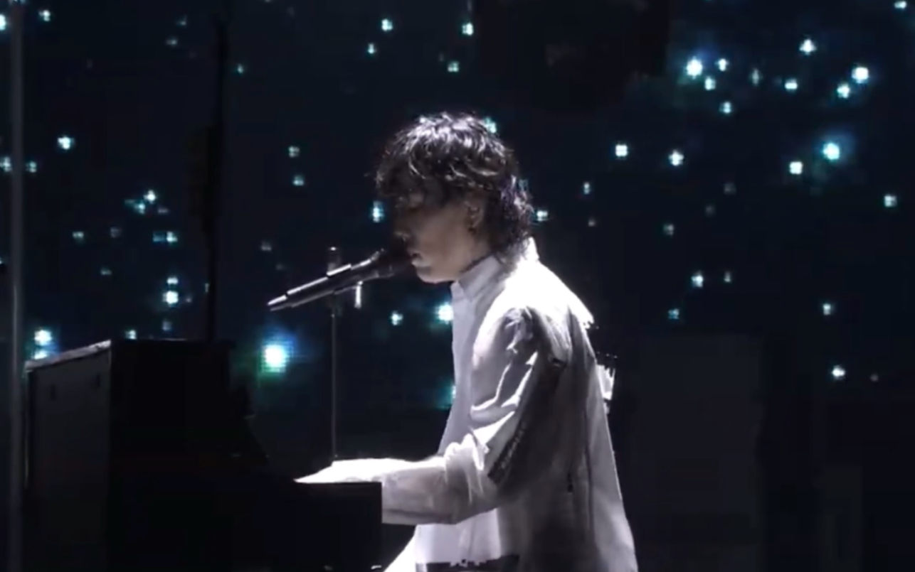 [图]【RADWIMPS】FUJI ROCK FESTIVAL 21 LIVE 《スパークル (火花）》绝美星空舞台