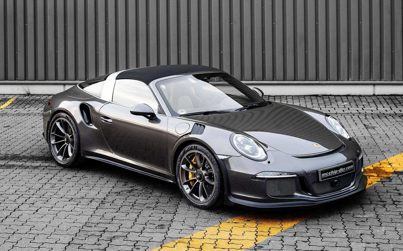 开着保时捷以200kmh的速度在城市跑拉力是什么感受