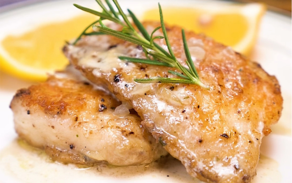 法式奶香香煎鱼排鲜嫩鱼排溶入了浓郁的奶香每一口都是享受