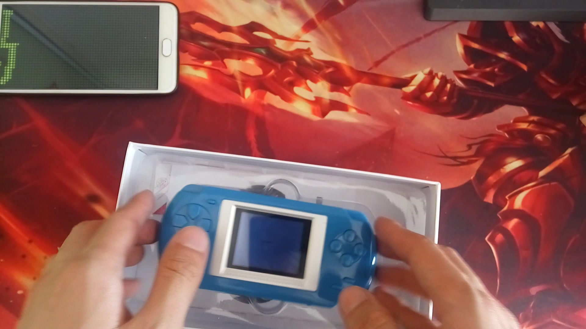 【开箱】30元就能买到全新掌机,曾经辉煌的小霸王,如今在夹缝中 售卖