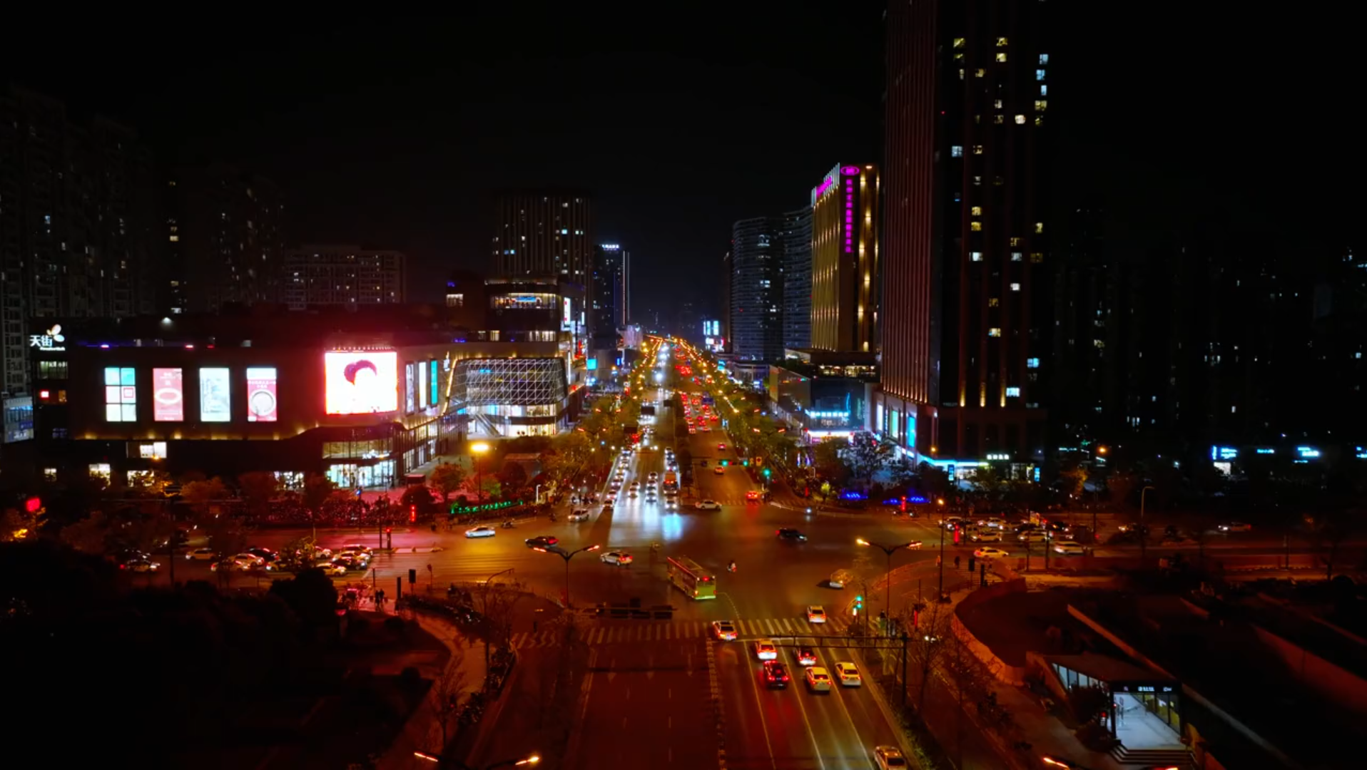 [图]让我们一起来观赏这座城市下的夜景，航拍