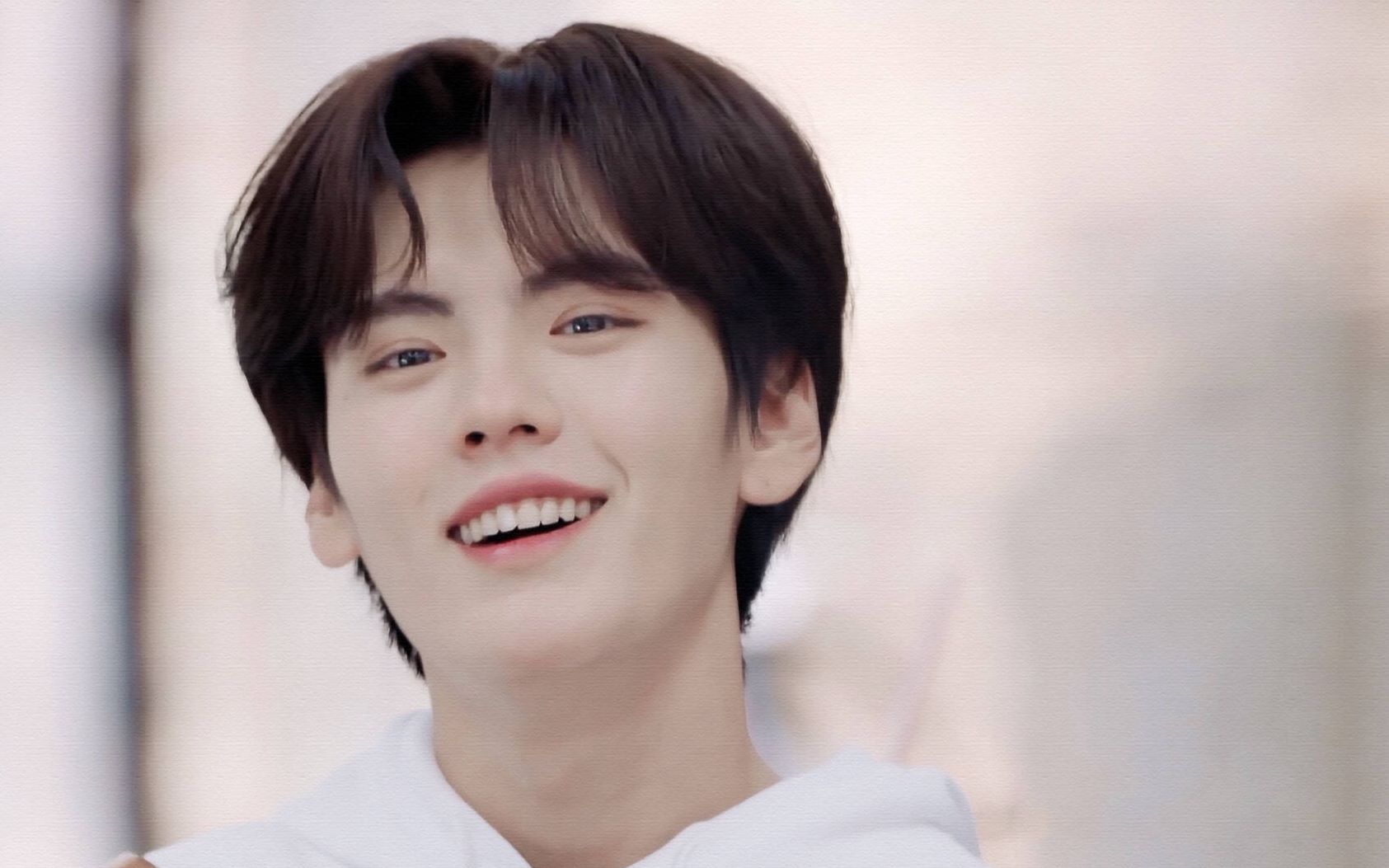 【毕雯珺】彩虹的微笑 | bwj21岁的每一天都要开开心心的!