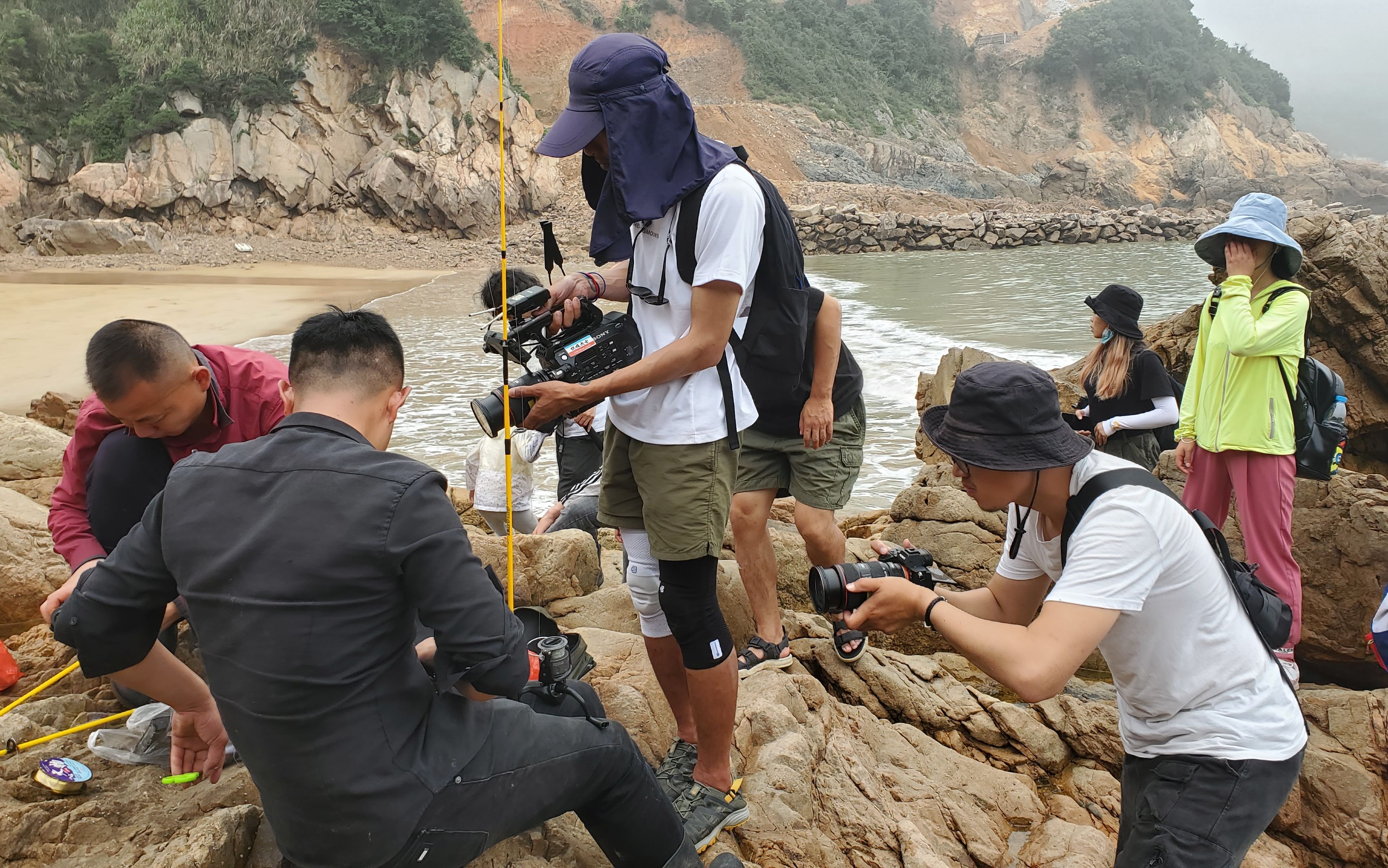 赶海赶出新高度,小明参加东南卫视真人秀节目,成为村里最亮的仔