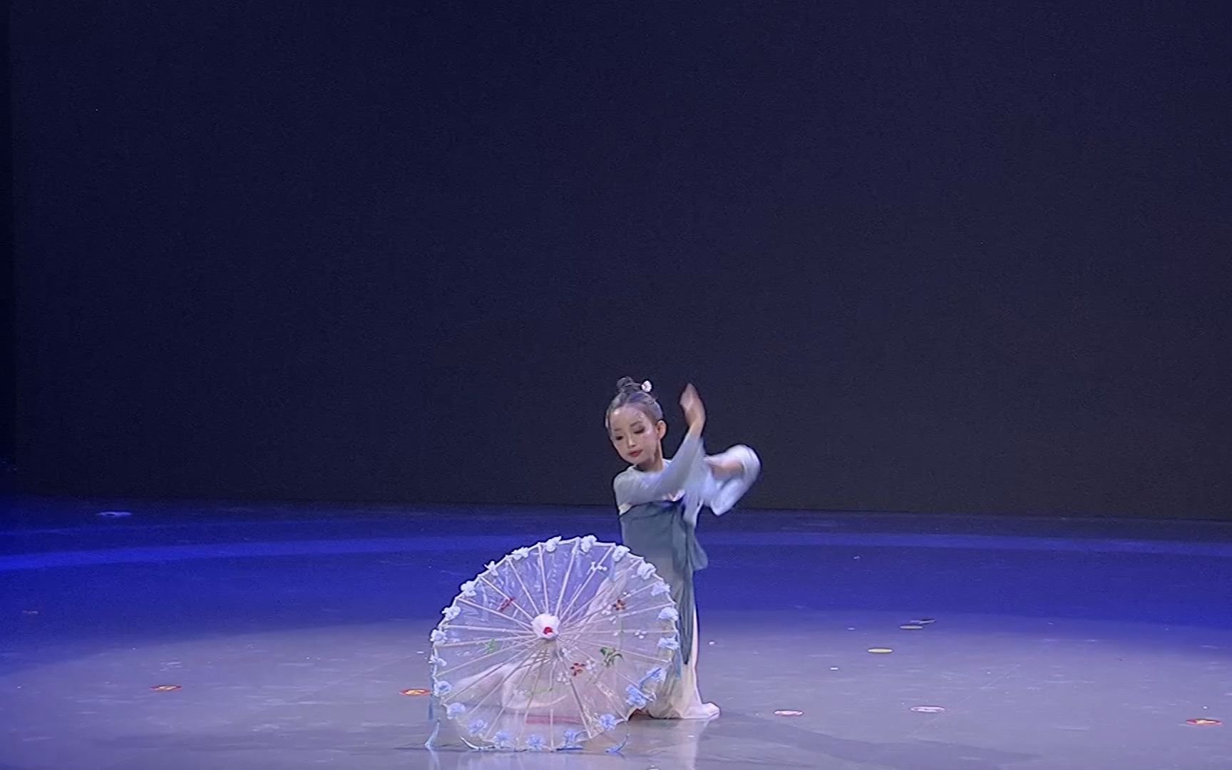 绒花奖全国舞蹈大赛独舞剧目《江南》