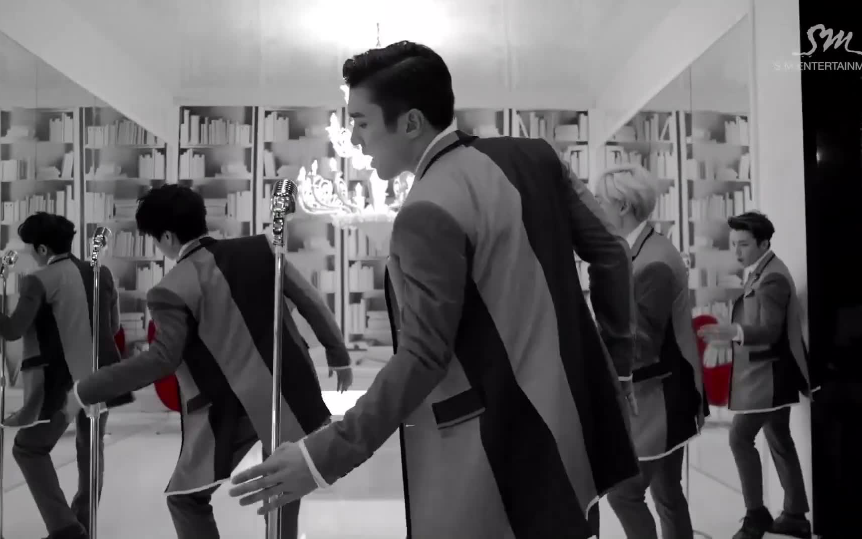 [图]Super Junior 'This is Love' MV