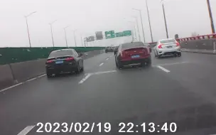 Download Video: 凯迪拉克CT4在上海高架上蛇形飙车？你这是在玩极品飞车吧