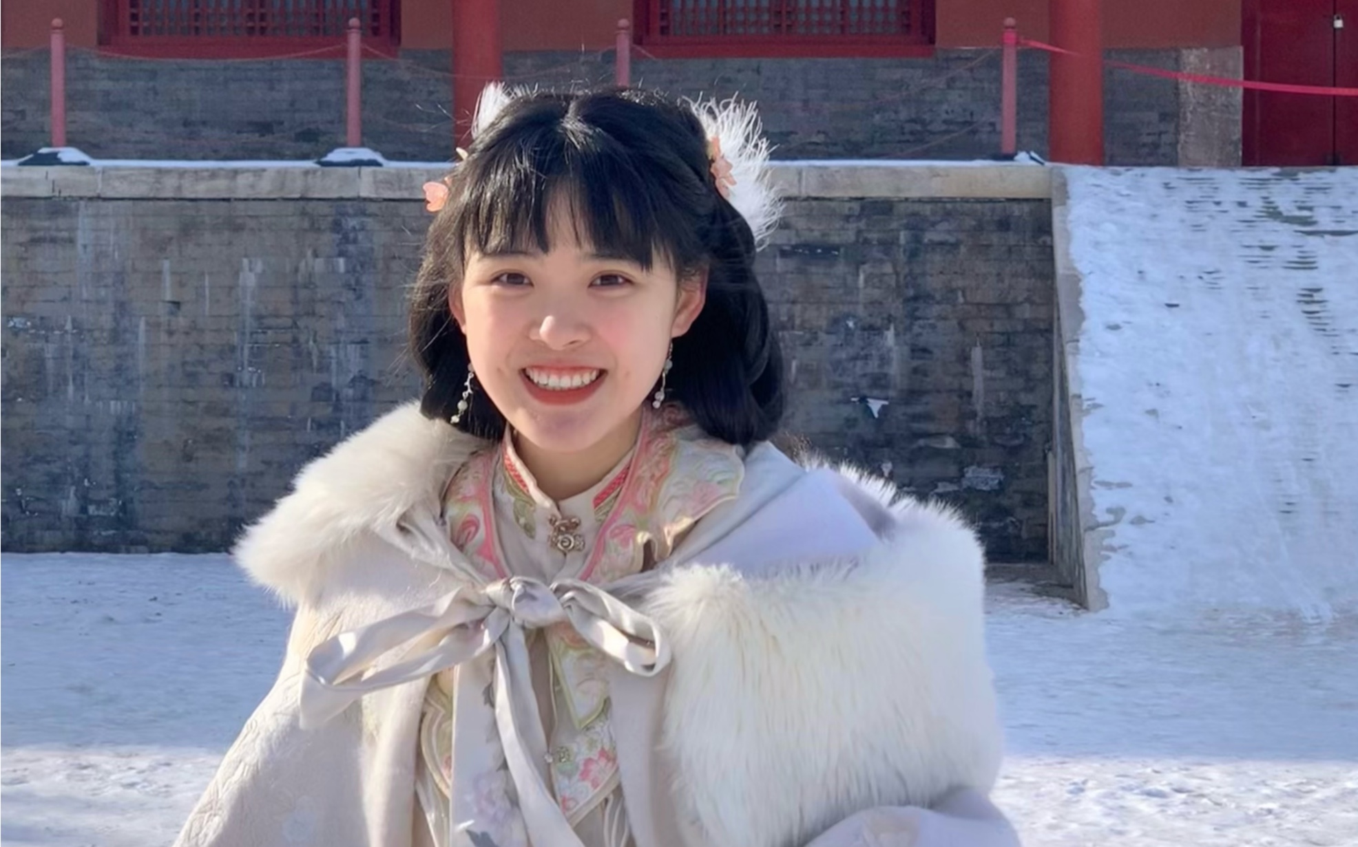 北京vlog|赶上故宫的雪啦!-虞兮西西-虞兮西西-哔哩哔哩视频
