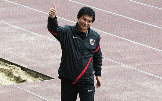 [足球之夜]夜·访客之听昔日国脚李毅讲述"大帝"的故事