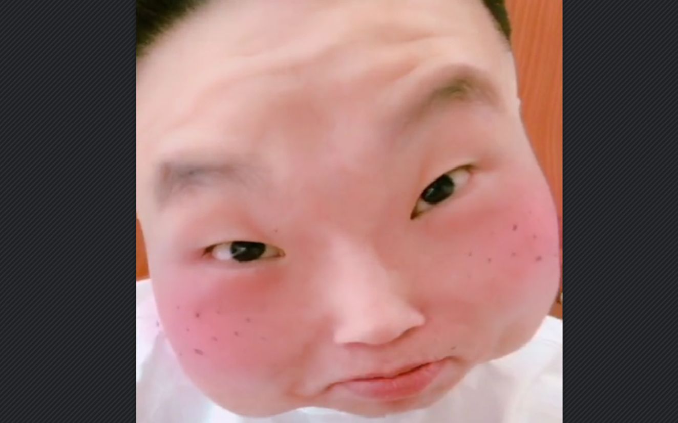 饼哥你要把我笑死:一脸芝麻的小表情_哔哩哔哩 (゜-゜)つロ 干杯