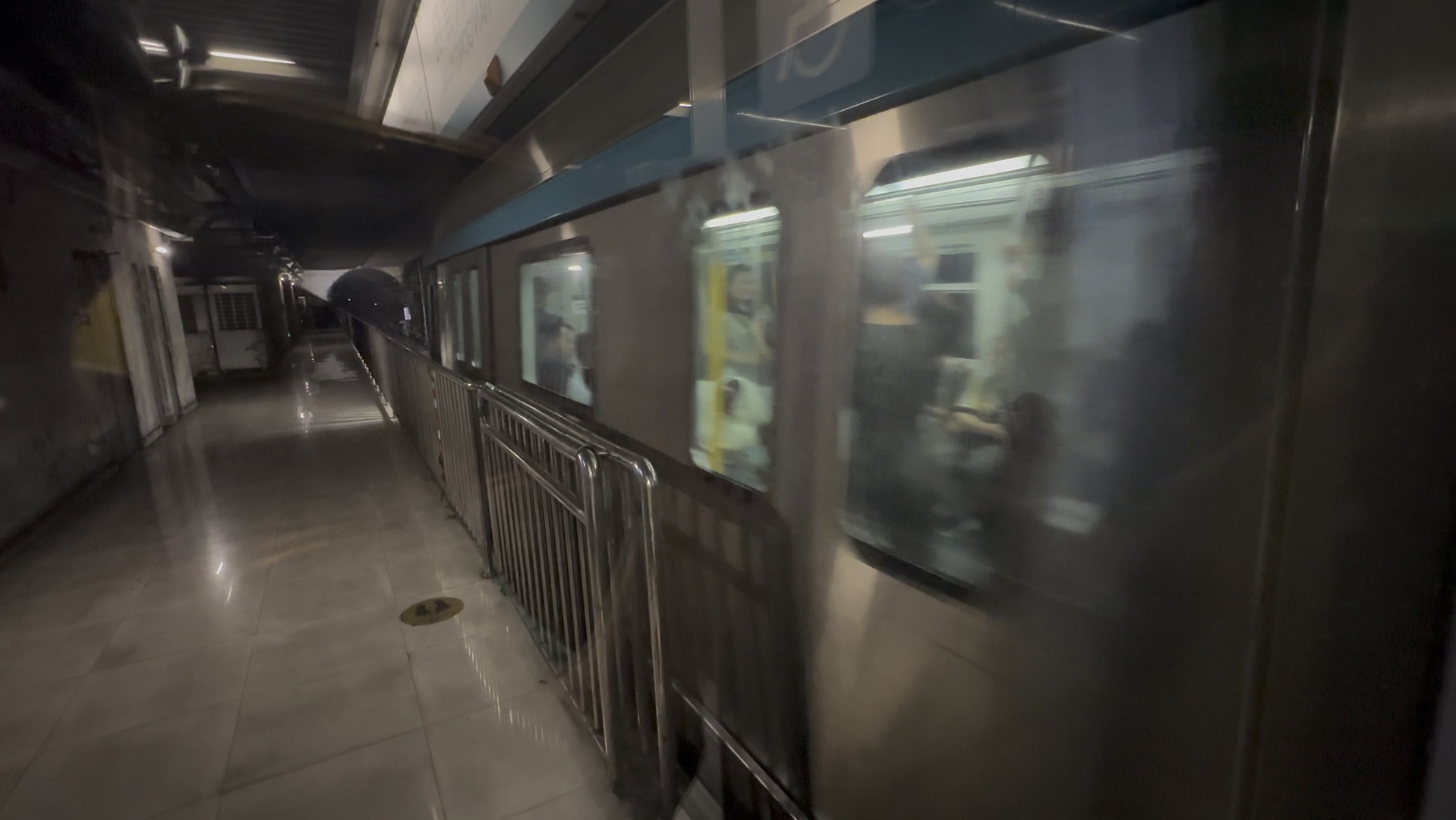 【京港地铁】4号线宣武门站出站