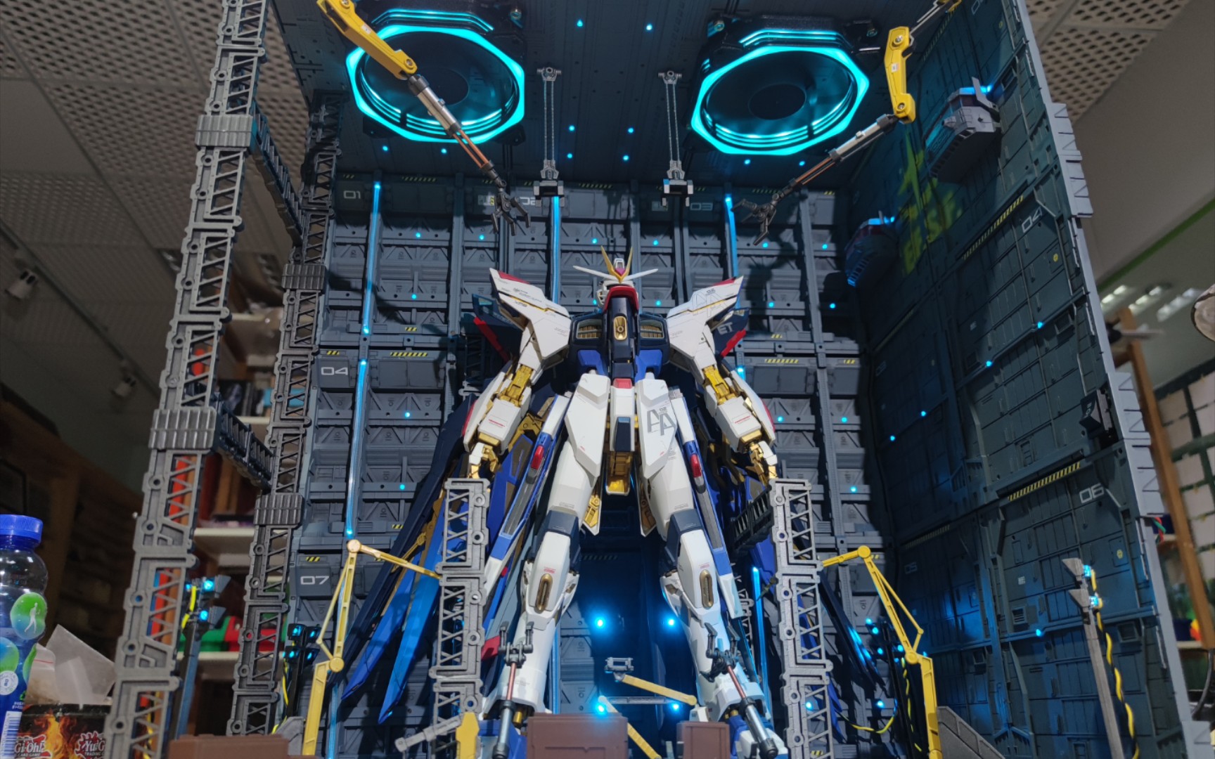 pg强袭自由和它的试做格纳库小伙伴