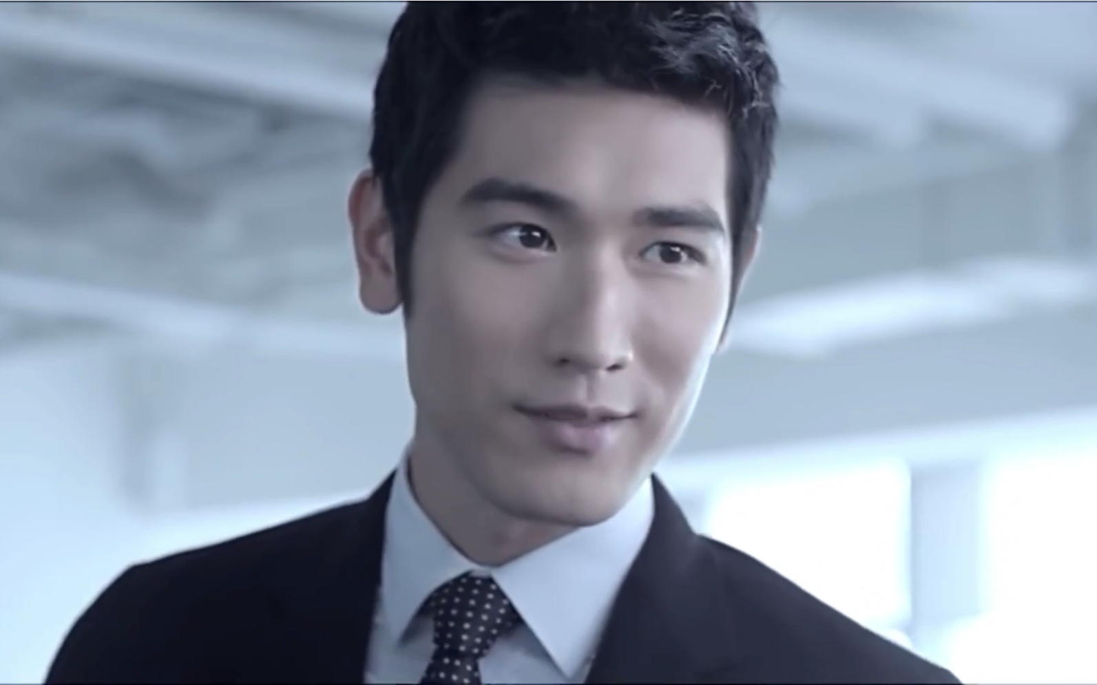 高以翔〕飞利浦男士理容《西装剧社》微电影&专访_哔哩哔哩_bili