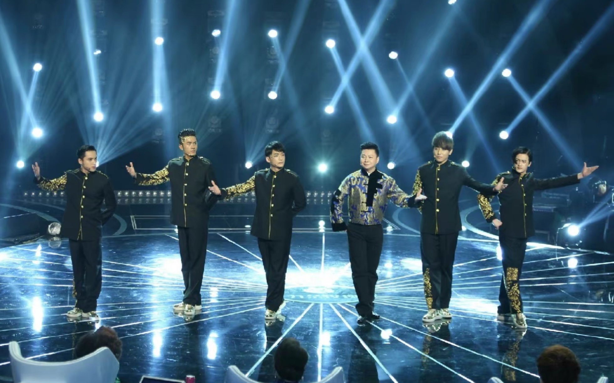 【mic男团】国色天香 第二期 霍元甲 导师评价部分饭拍_哔哩哔哩_bili