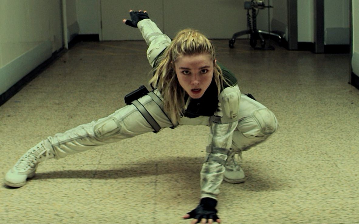 黑寡妇全场最佳叶莲娜模仿寡姐摆pose反应绝了