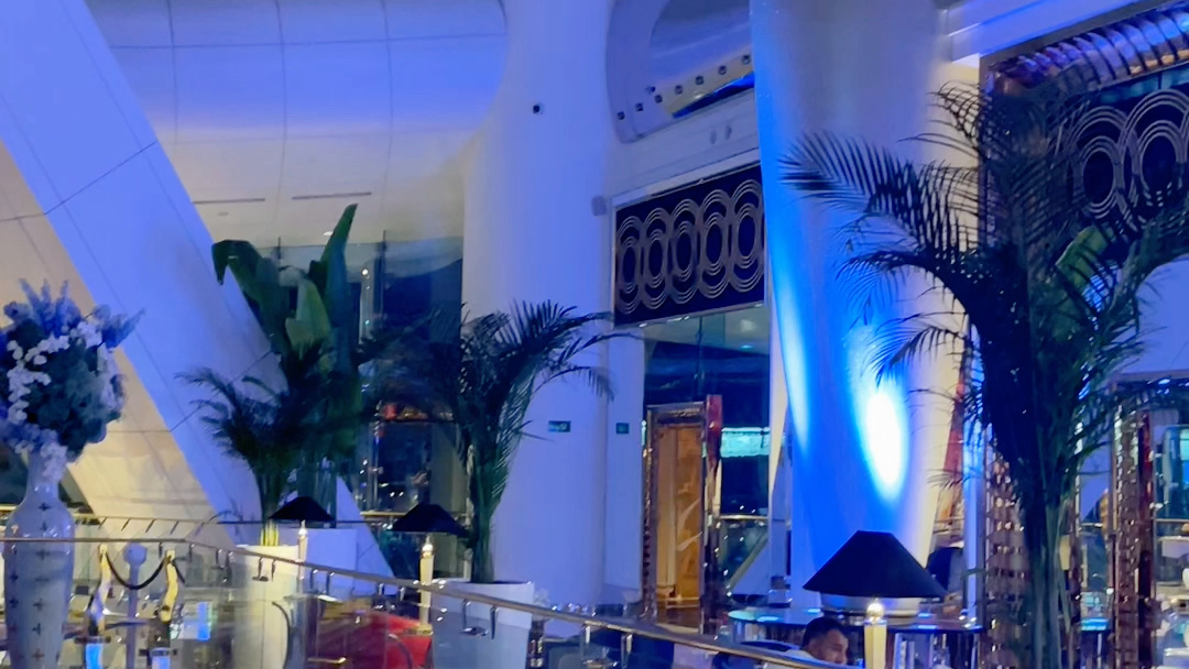 画面太美,你会惊讶到什么程度?迪拜七星级帆船酒店@剪辑小姐姐游弥娜