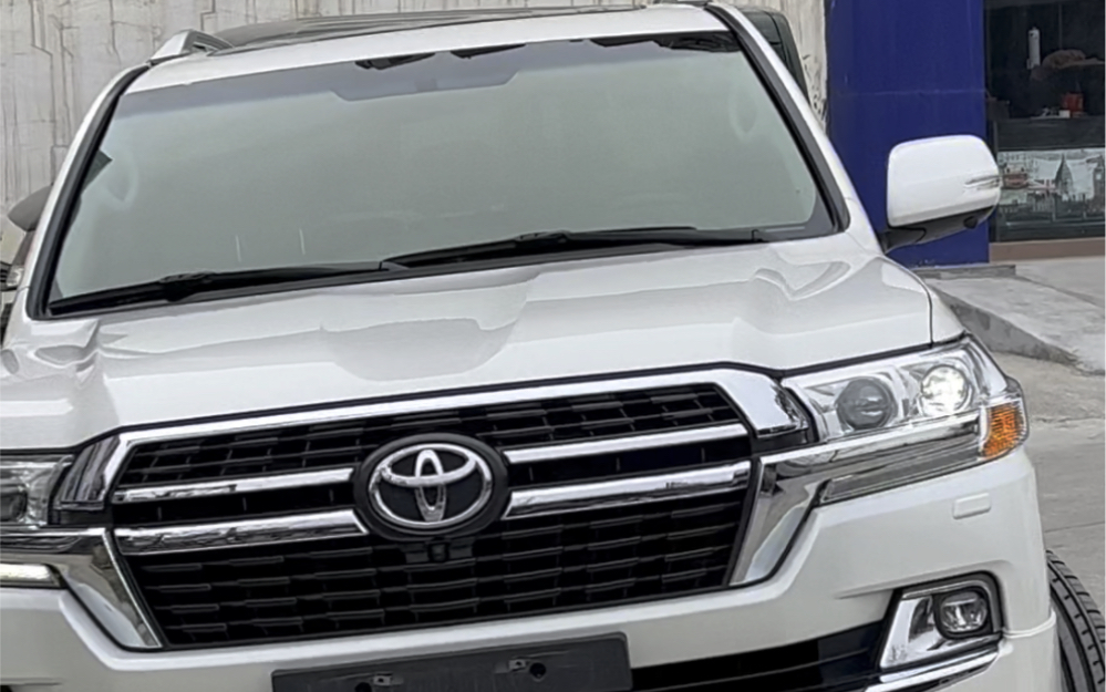 柴油d4d八缸酷路泽原声无剪辑,有喜欢柴油发动机轰鸣声的没有?