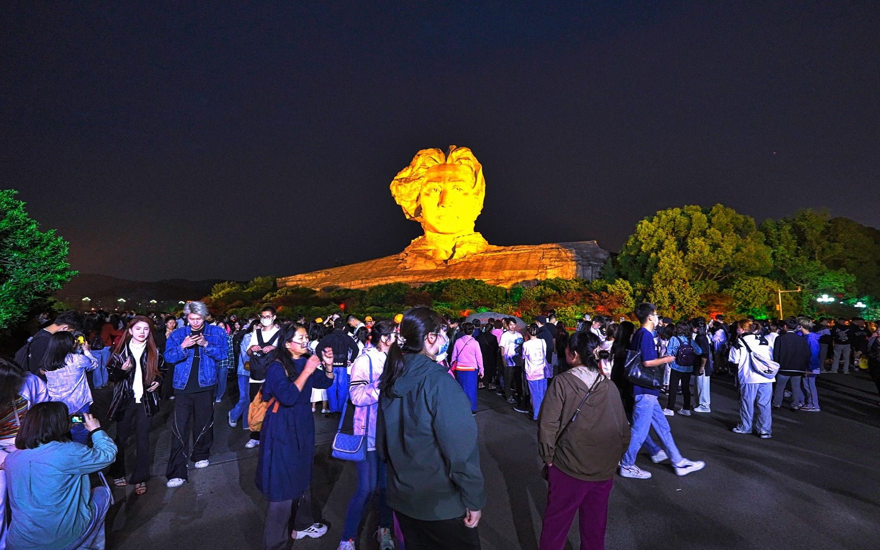 长沙夜晚散步:橘子洲风景区 | 4k hdr