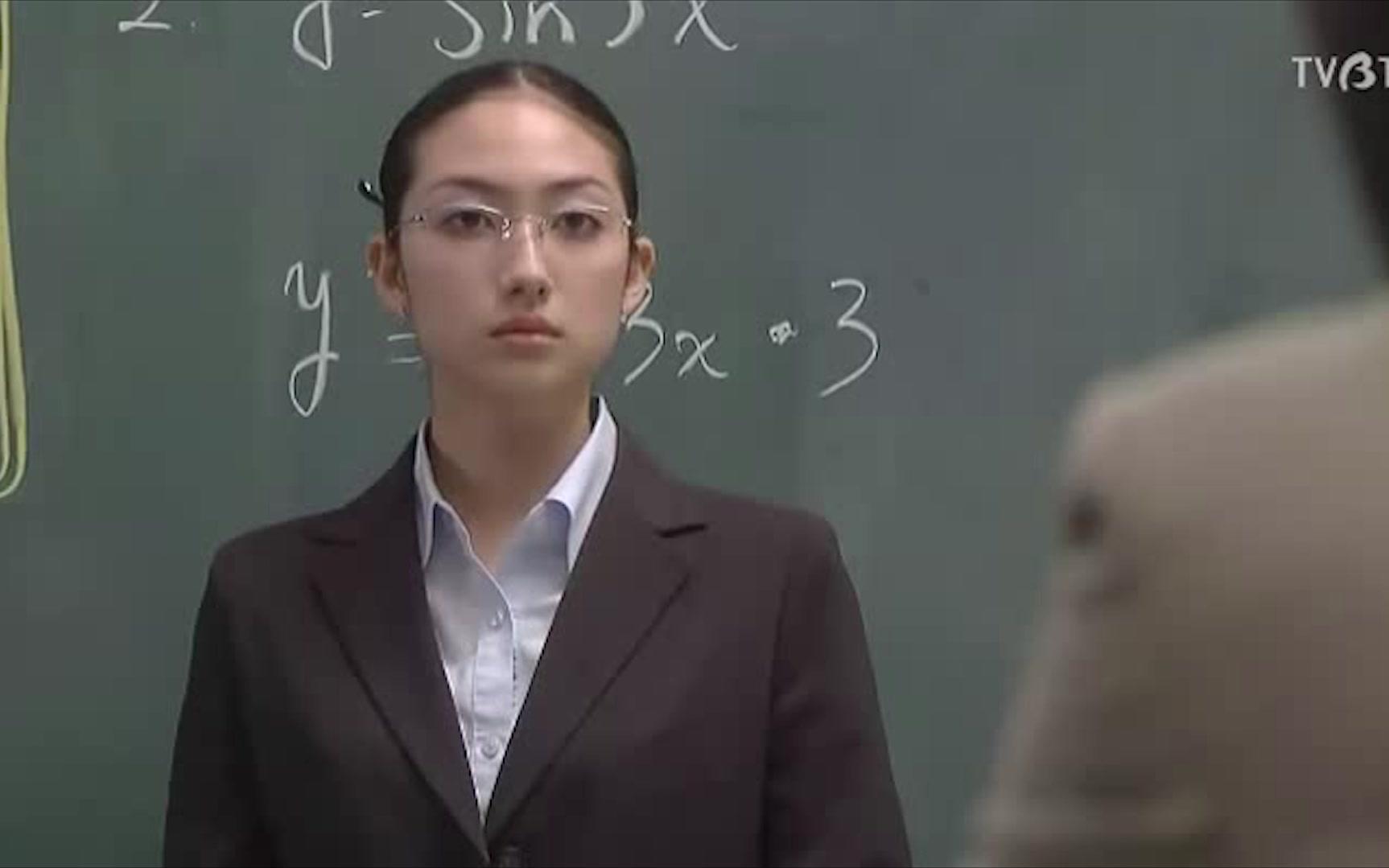 我的老大我的英雄 少主教你如何避免被老师点名回答问题