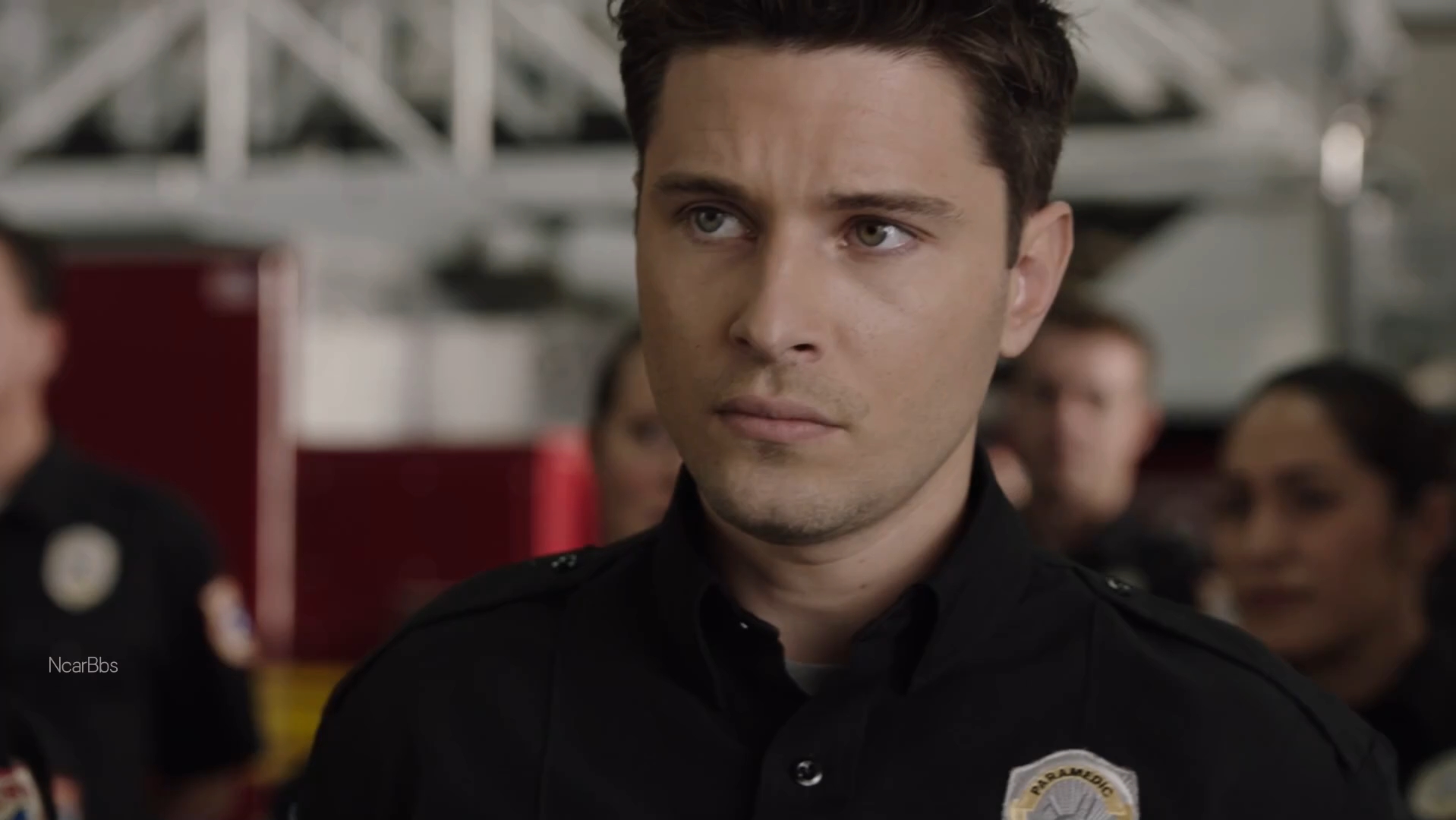 【紧急呼救:孤星】炸弹袭击已经无法阻止,欧文无奈告诉消防队众人真相