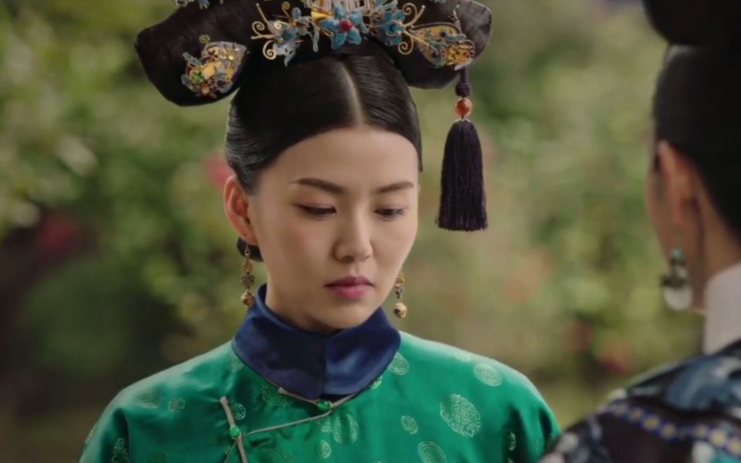 如懿传荣亲王福晋细查胡芸角的遗物