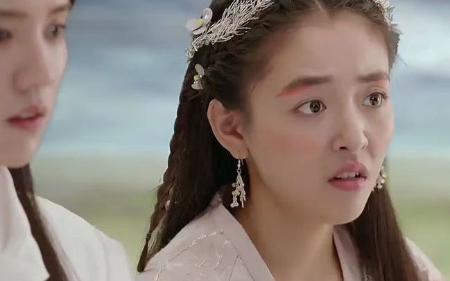 【择天记】陈长生和天海牙儿争执夺旗,不料有容一脚,长生获胜!