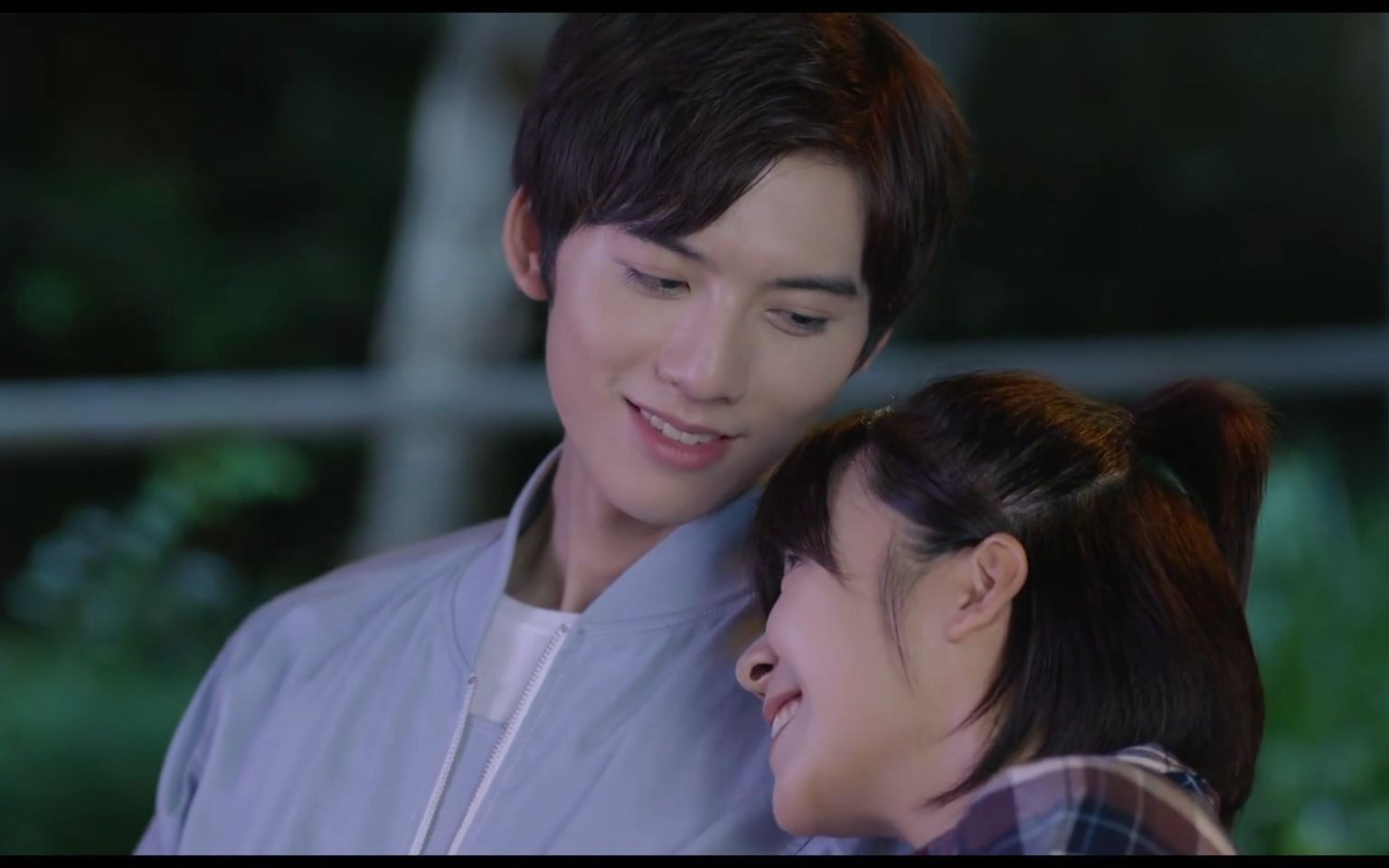 我凭本事单身-秦深原浅偏僻幽会,秦深同学:每天地下工作真是辛苦你了.