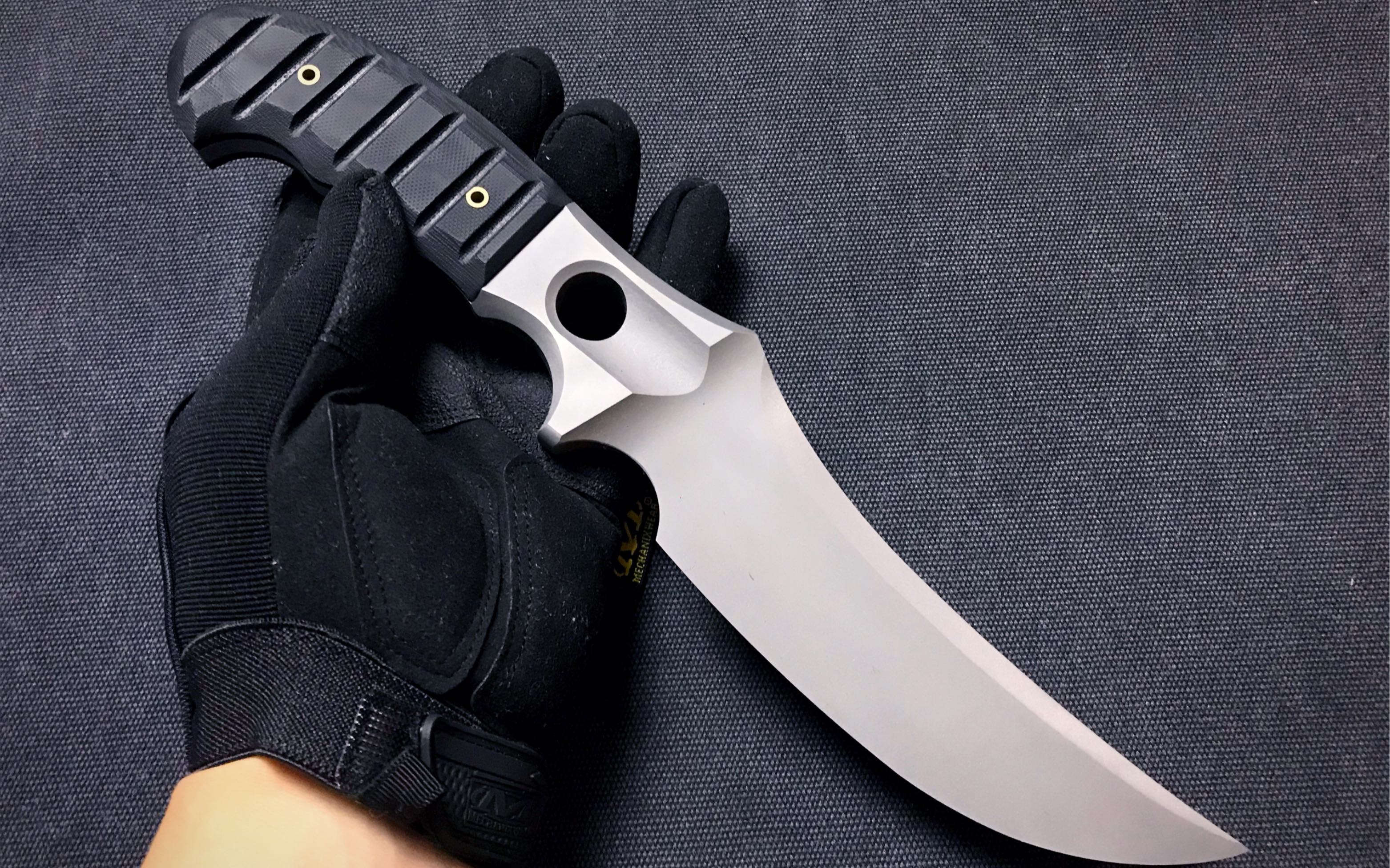 一体护手刀系列"黑蝙蝠",手工制作——极庸工作室(红色元素)_哔哩哔哩