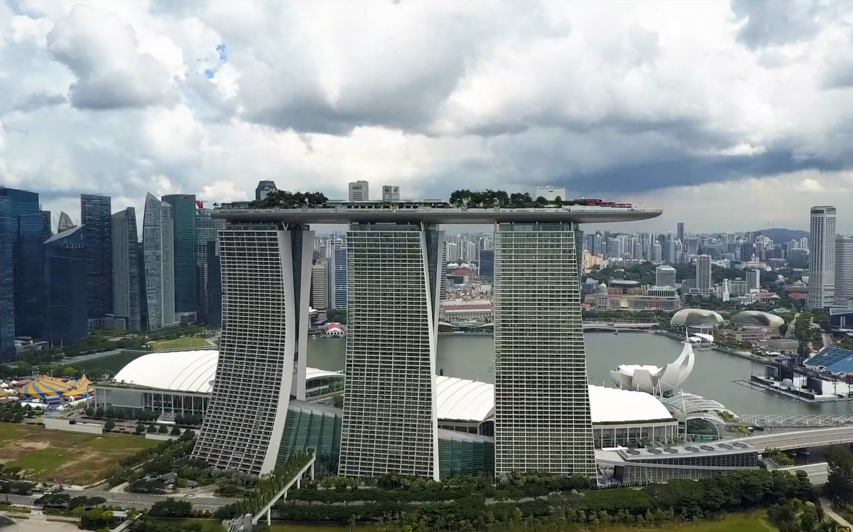 航拍亚洲花园城市新加坡