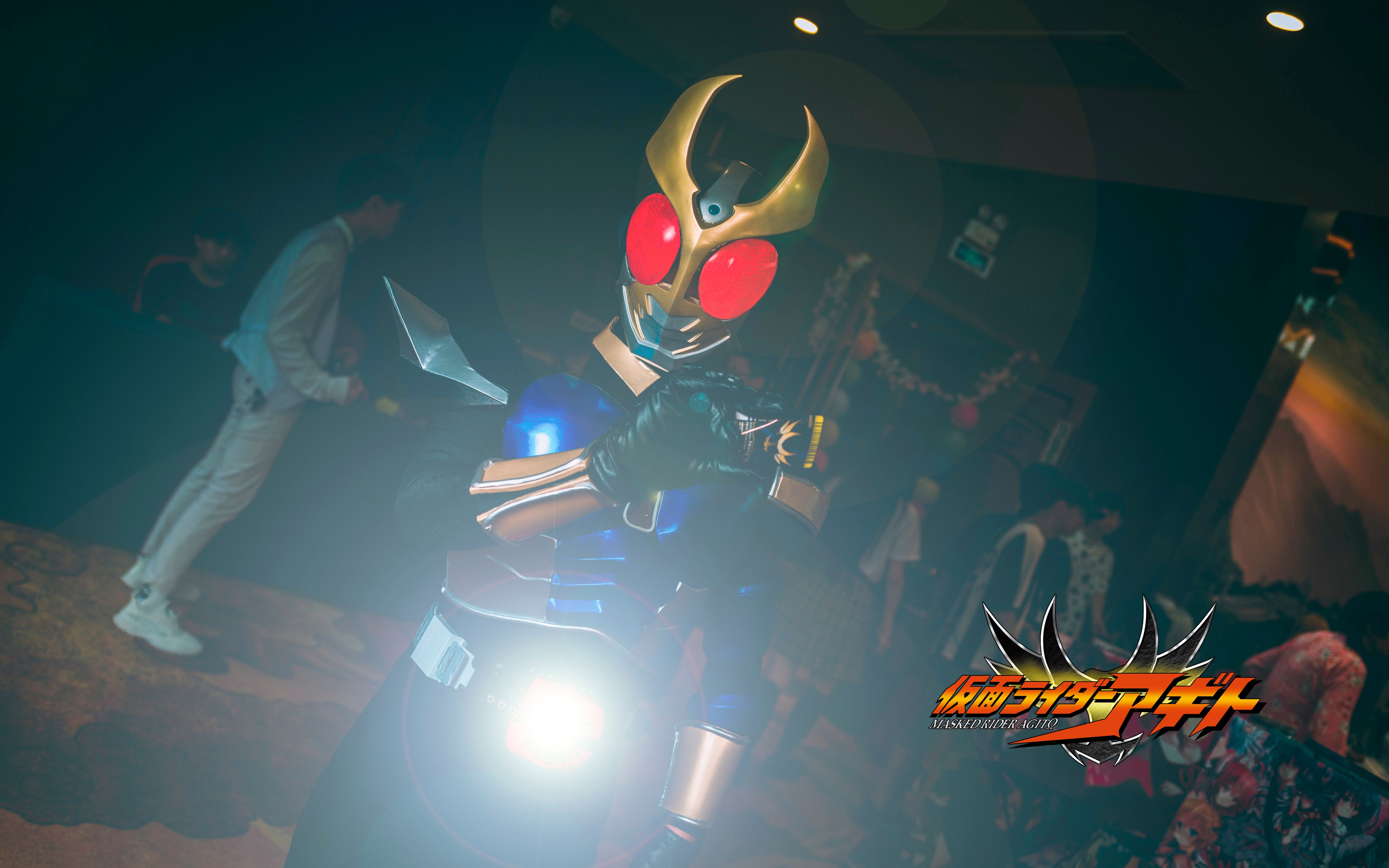 自制做一套假面骑士agito暴风形态皮套