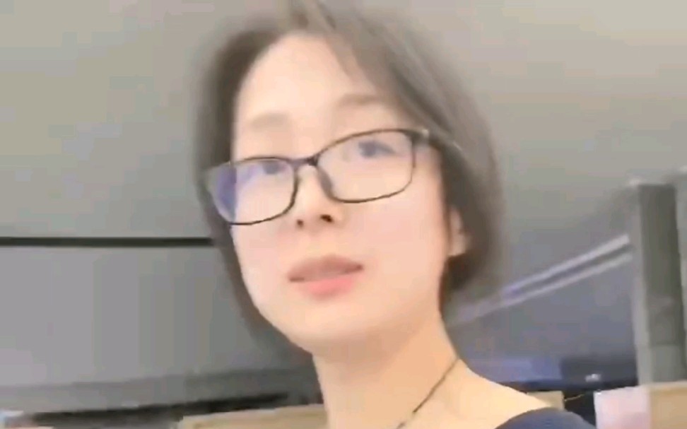 胶圈百万up主虾米大模王视频.