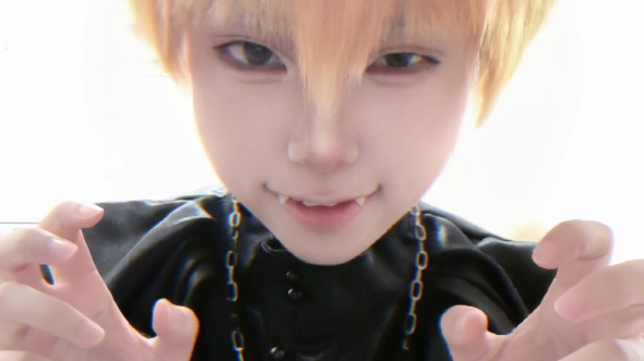 【灵幻新隆cos】恶魔灵幻大人驾到!(9913ω9912)